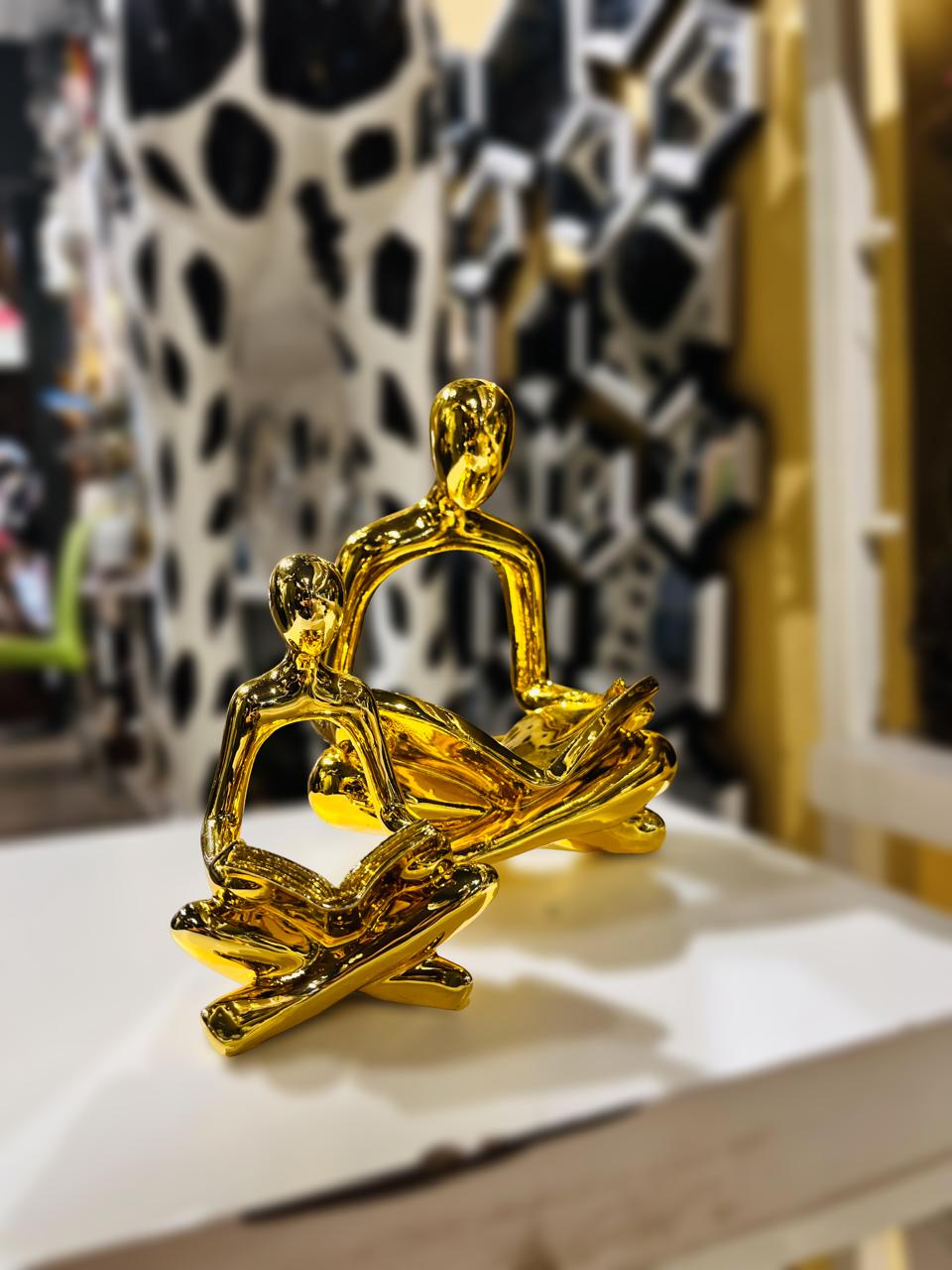 Reading Figurines Sculpture_Modern Decor