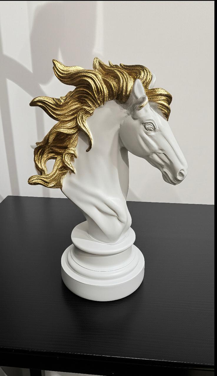 Knight Chess Horse Head Statue